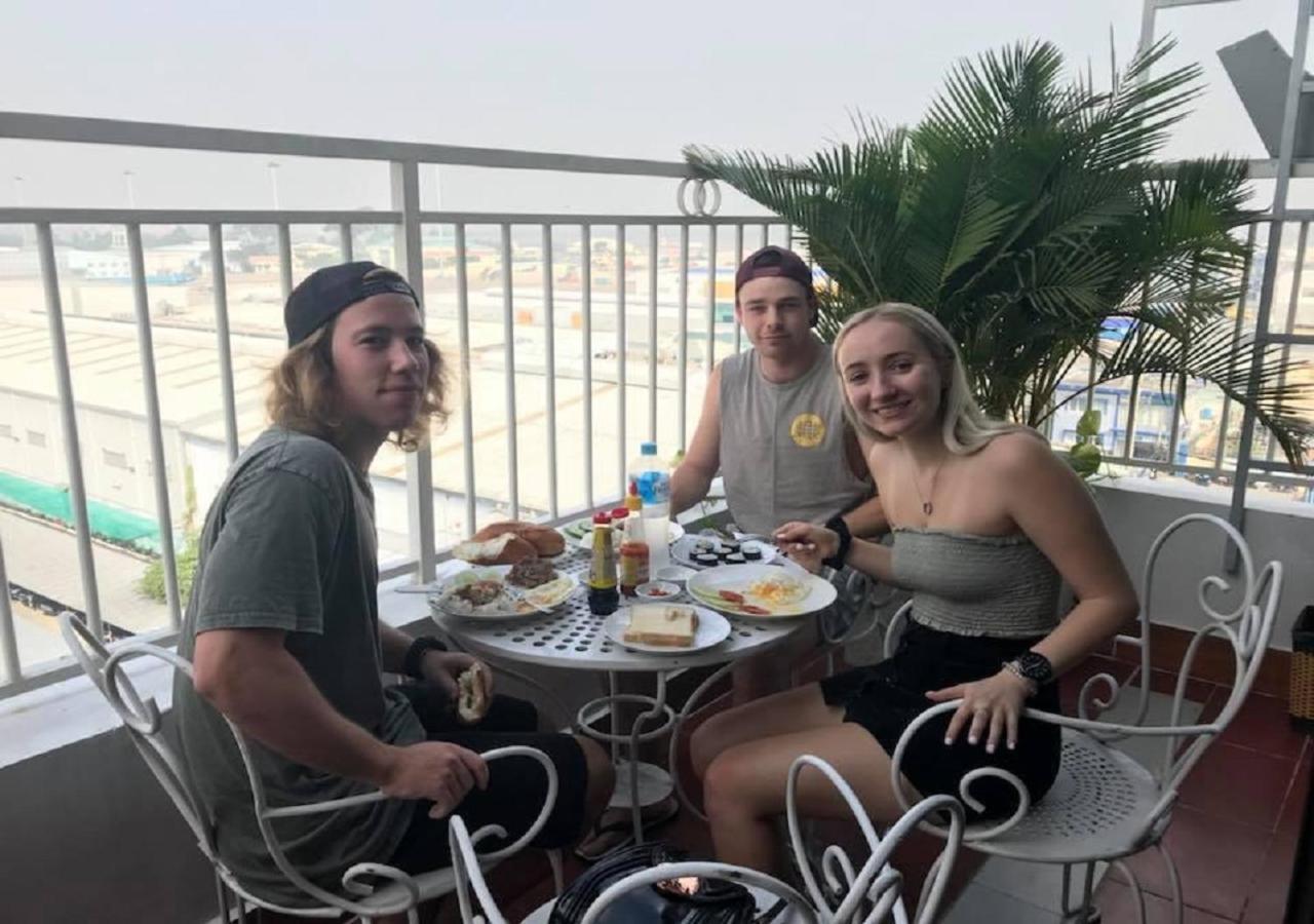 Vivian Saigon Hotel Хошимин Екстериор снимка