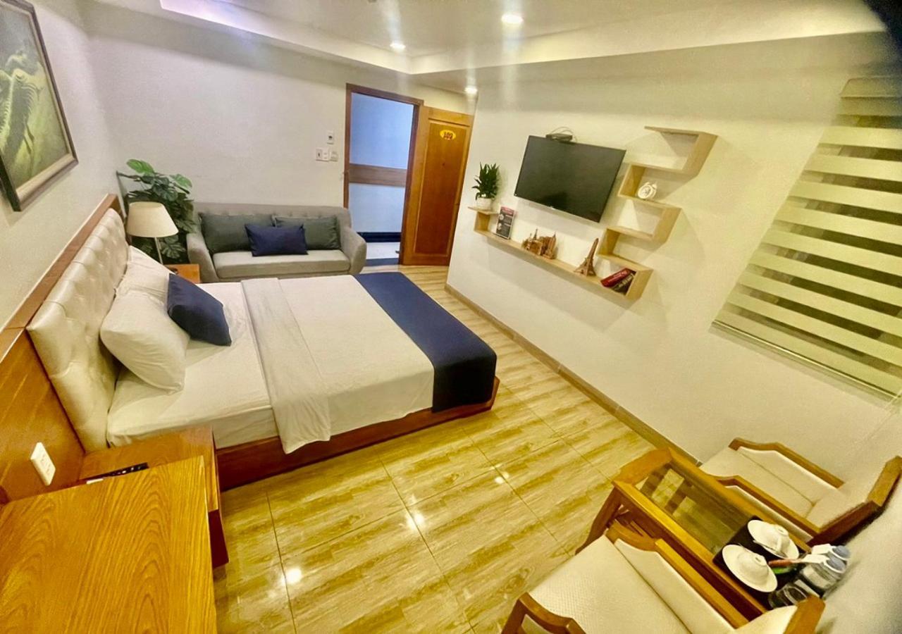 Vivian Saigon Hotel Хошимин Екстериор снимка